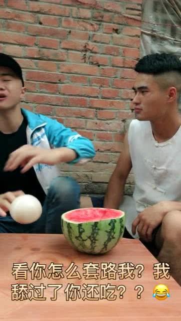 带你吃瓜东北搞笑视频,带你吃瓜，笑翻天！